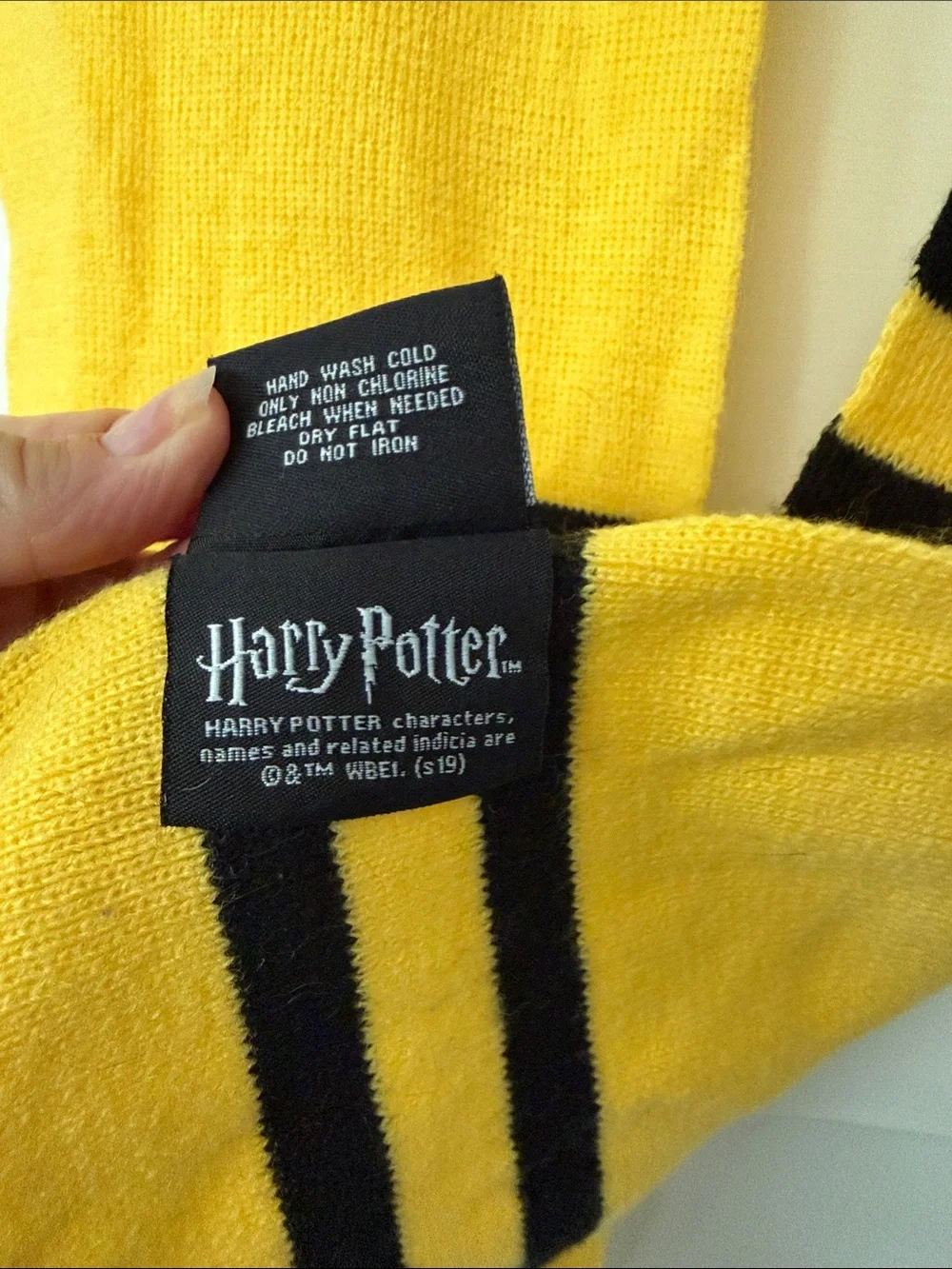 Harry Potter Hufflepuff scarf